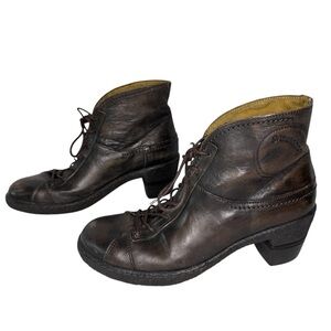 Groundhog | Women's Genuine Brown Leather Stacked Heel Ankle Boots | Size 7